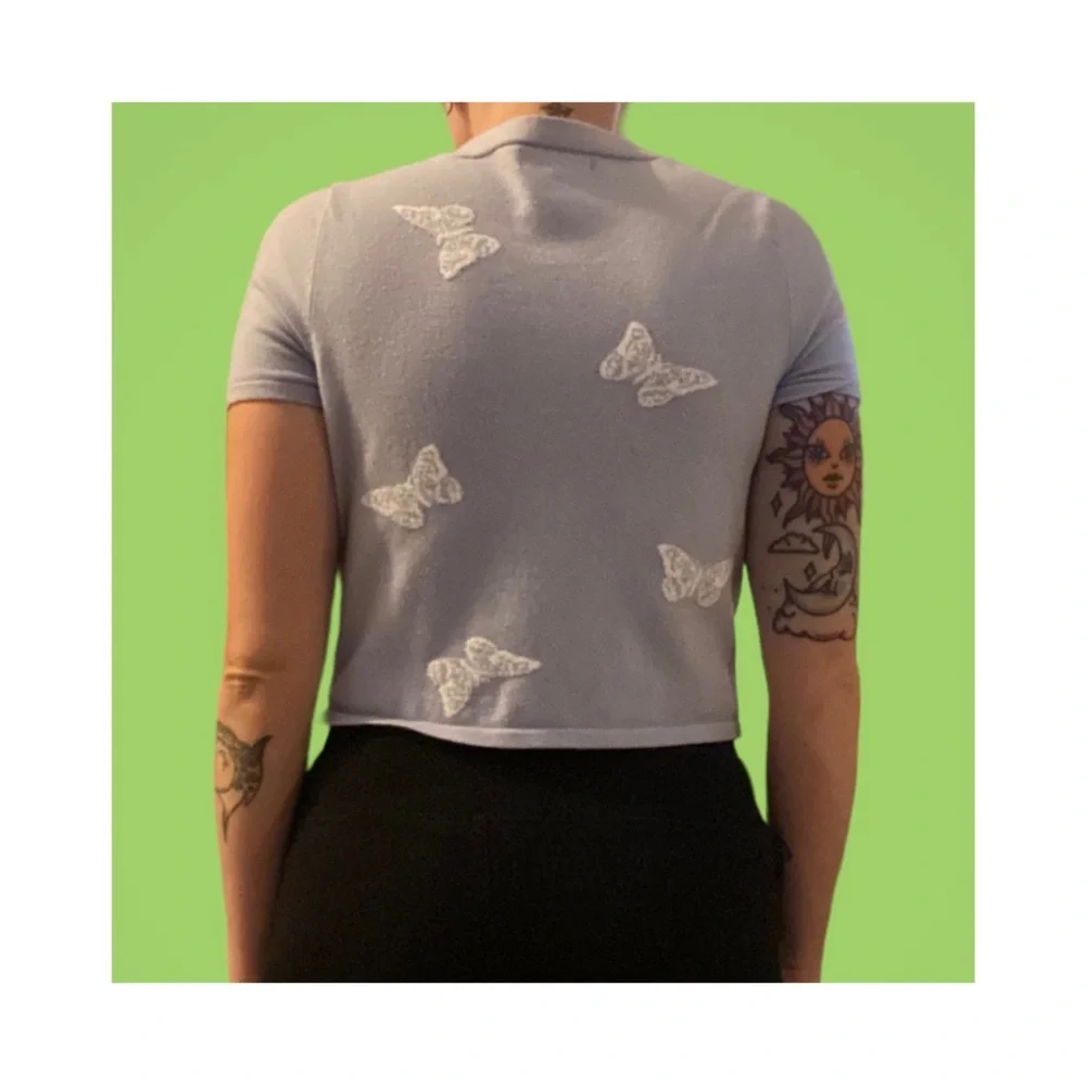 Butterfly Top 🦋 - Picture 3 of 6